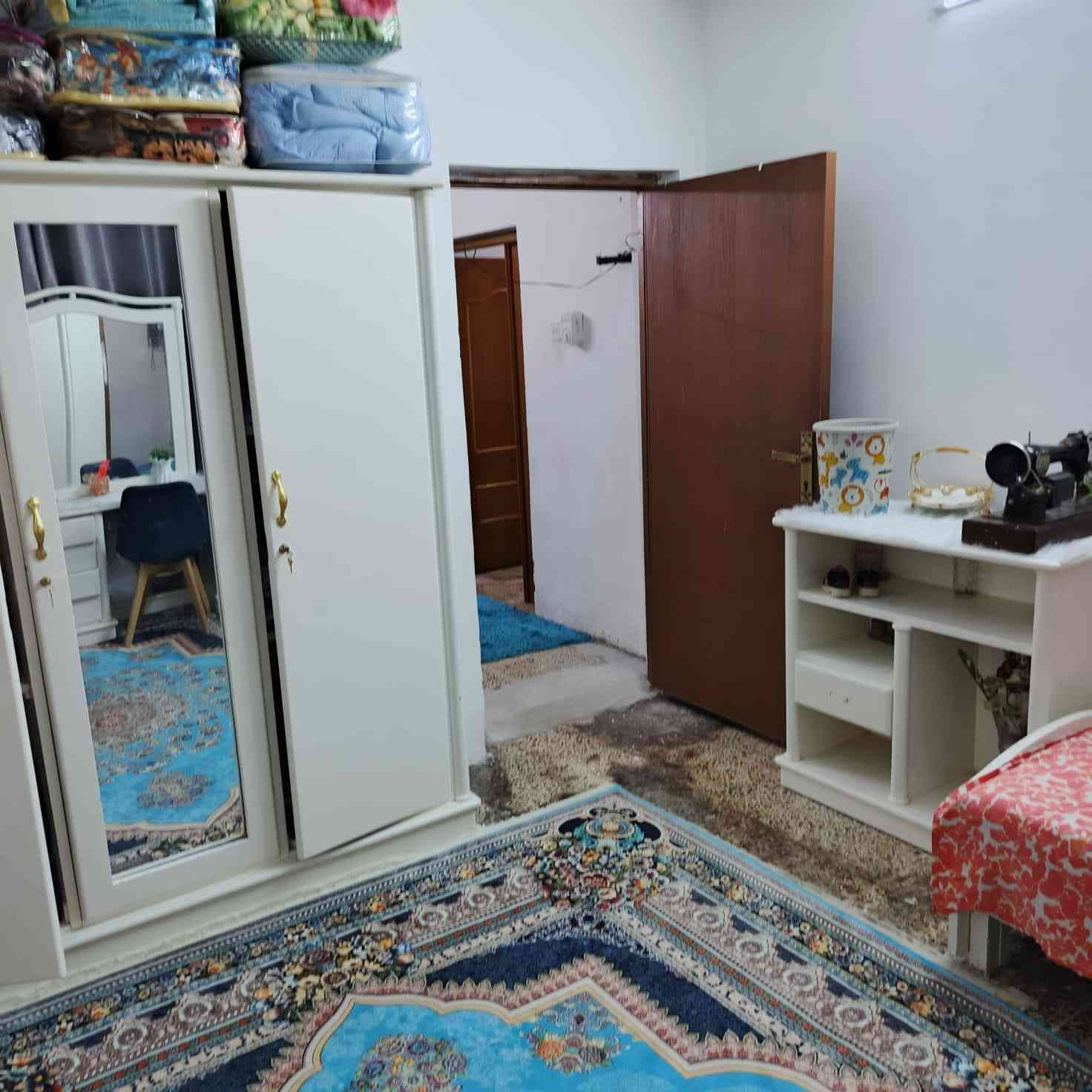 للإيجار 

حي رسالة 

قريب من شارع العلم بشارع الي يدخل ع مدرسه الخليل

المساحه 600 م 4 غرف نوم استقبال 10 م كراج يوسع 4 سيارات حديقه ايجاره
550

‭0786 959 8192‬
