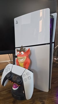 بلي ستيشن فايف سلم لامع CFI2000 ياباني للبيع  كلش نظيف ويا الجوستك الا...