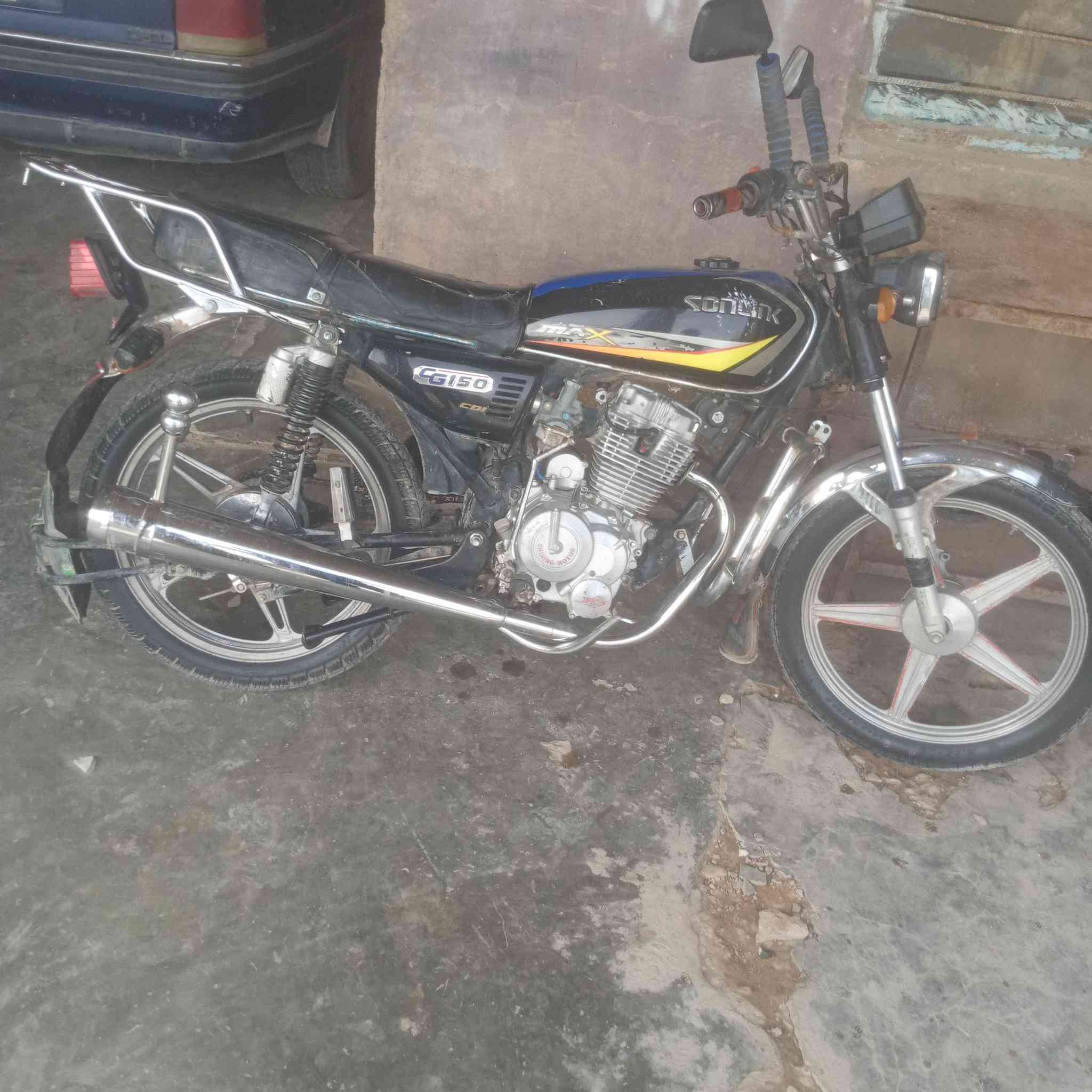 السلام عليكم
موطور سيفان موديل ١٨ شغال شرط دهن وبانزين تحطله بس كهربائيات كله شغاله محرك وكير شرط مضبوط السعر ٢٨٠ وبيه مجال مكان حديثه بصف التربيه رقم ***********
