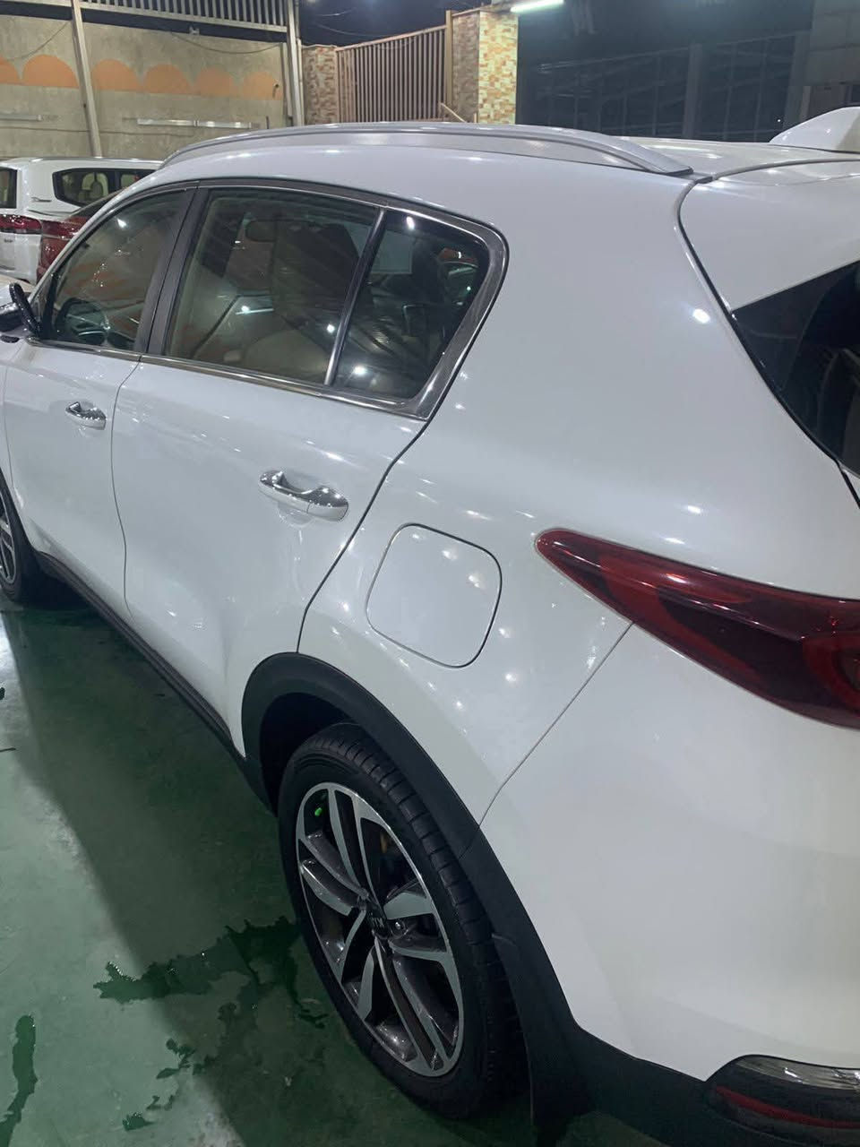 السلام عليكم ورحمة الله وبركاته
كيا سبورتج 2020
خليجي مكفوله
ماشية52 الف
مكينة 2000
شاشه كامره
تحكم ستيرن 
حساس خلفي أمامي 
داخل جلد حمصي 
مري شفط 
ترحيب على بعد 
سويج لد خلفي 
ويل كب 
تبريد أمامي خلفي 
3 انظمة قيادة 
رقم اربيل شرط تحويل مباشرة سنويه هزه جديد 
211 ورقه وبيها مجال بسيط 
اي استفسار 
***********

مكان بغداد البياع معرض المنار الحديث شارع 2
