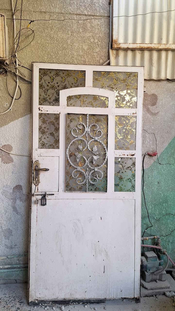 للبيع شبابيك ٢ و باب عدد ٢
الباب طول ٢ متر وربع والشباك عرض ٢ ونص


**إذا كنت صاحب هذا الإعلان وتريد حذفه لأي سبب، رجاءا أرسل رسالة إلى الدعم الفني**