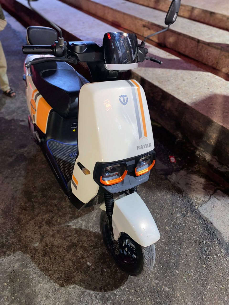 للبيع
السلام عليكم ورحمه الله وبركاته ماطور الريان للبيع نظيف نسبه 95% درجه اولى ما صارلو فتره قصيرة الاستفسار اكثر هذا الرقم ***********
