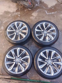 السللم عليكم ويل كب كورلا اصلي حجم 18 وبي تخم تاير اخو الزيرو  ويل مكف...