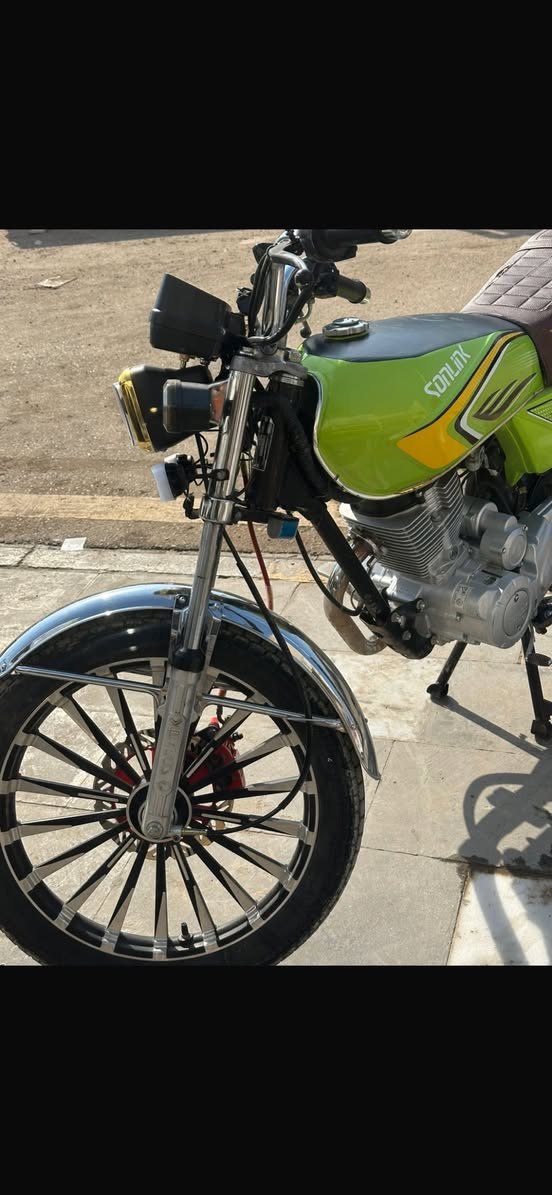 سلام عليكم  مكلف بلنشر   {سونك } موديل 2024 محرك 200 مكينته ناعمه ومكفول كفاله عامه عدا الدشبول مبدل كهربائيات كلها شغاله ربع متصرف عليه دراجه حلوا بلعافيه عل ياخذها السعر 740 وبي مجال قليل للاستفسار ***********
