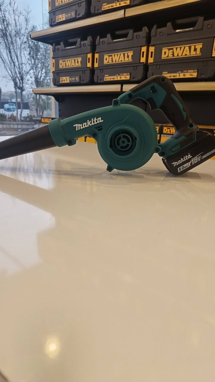 Makita
***********

