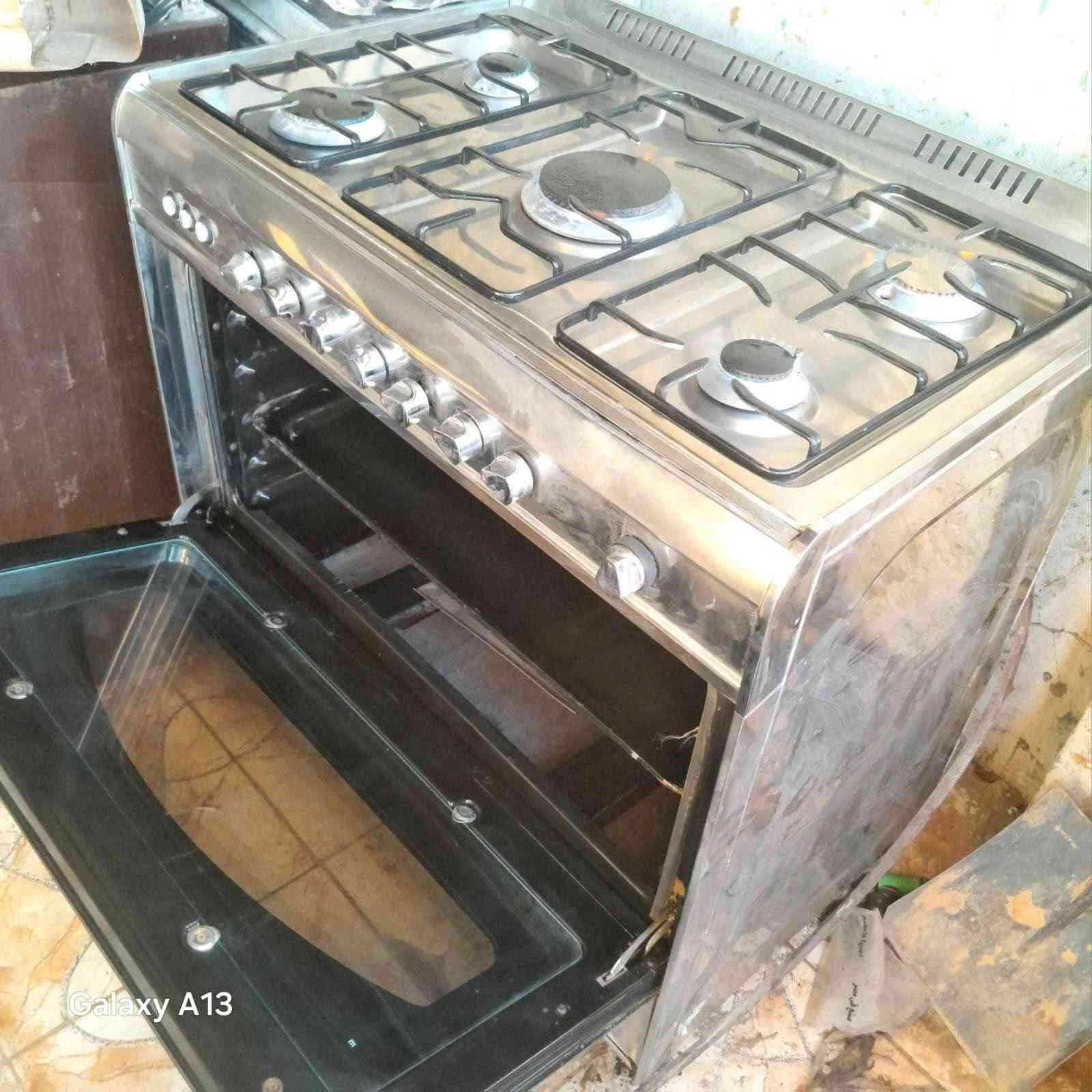 طباخ يونفيرسال مصري كله شغال ستخدام قليل
عنوان حي النداء 
***********فقط واتساب النجف, العراق
