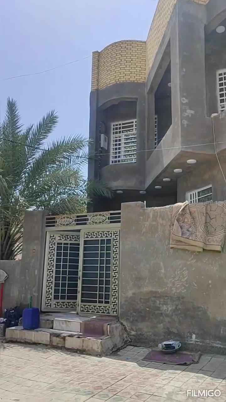للبيع المساحه 170جاهز قرب مدرسة صفي الدين
***********
