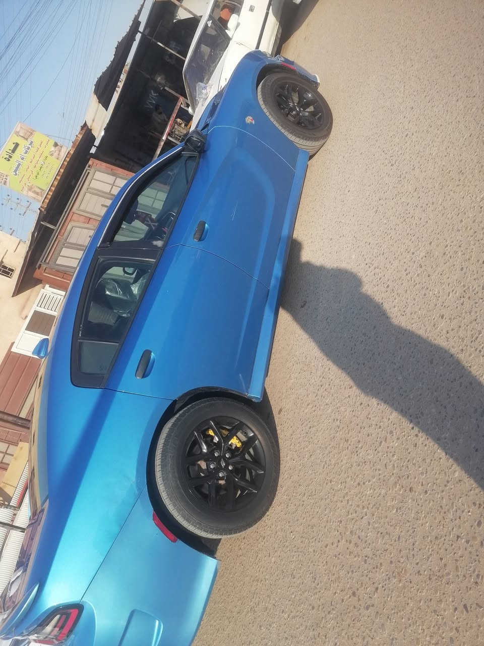 سلام عليكم جارجر موديل 2015 اصل وارد امريكي قطعتين صبغ بدون تبديل
مراوس بجيب سبعه راكب عادي نطي فرق لو همه ينطون فرق 
سياره مال بيت مامشتغله خط ابد ماشيه ٩٠ الف 
***********
