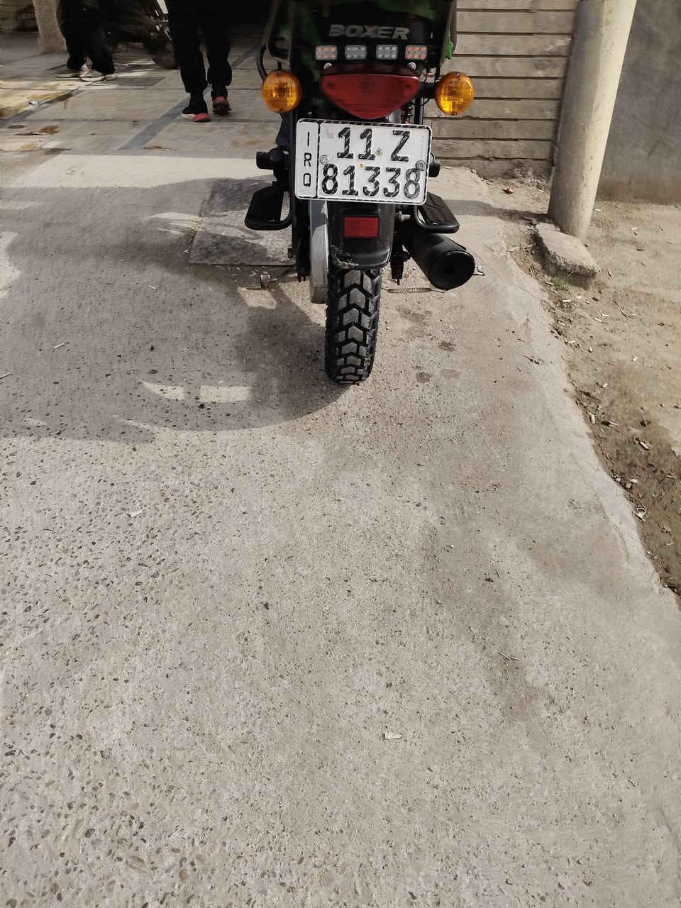 السلام عليكم شباب دراجه بوكسر للبيع
موديل 23
اللون اسود مرقم 
المكان بغداد البياع 
السعر 2.500 وبيها مجال قليل مستعجل ع البيع 
التواصل خاص او ***********
