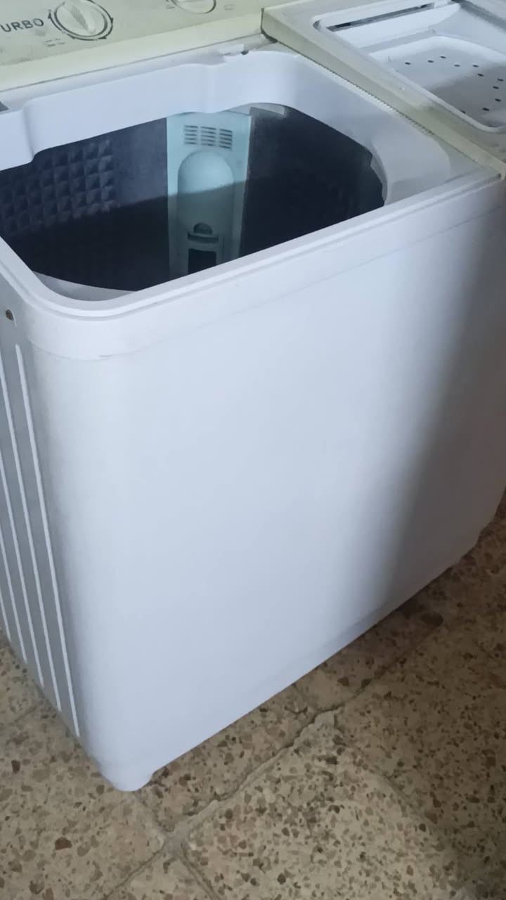 غسالة للبيع ٤٠ الف
شغالة 

عنواني البلديات 

صل على محمد وال محمد 

والرزق على الله


**إذا كنت صاحب هذا الإعلان وتريد حذفه لأي سبب، رجاءا أرسل رسالة إلى الدعم الفني**