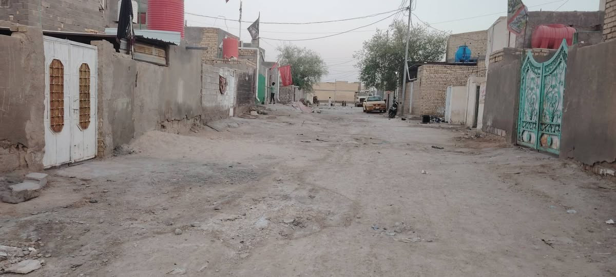 السلام عليكم قطعه البيع مكانها العصافير مقبل روضة العبير  شارع سبيس ماي كهرباء اساس جديد مدفونه خريطه كلش حلوه ***********  سعر خاص
