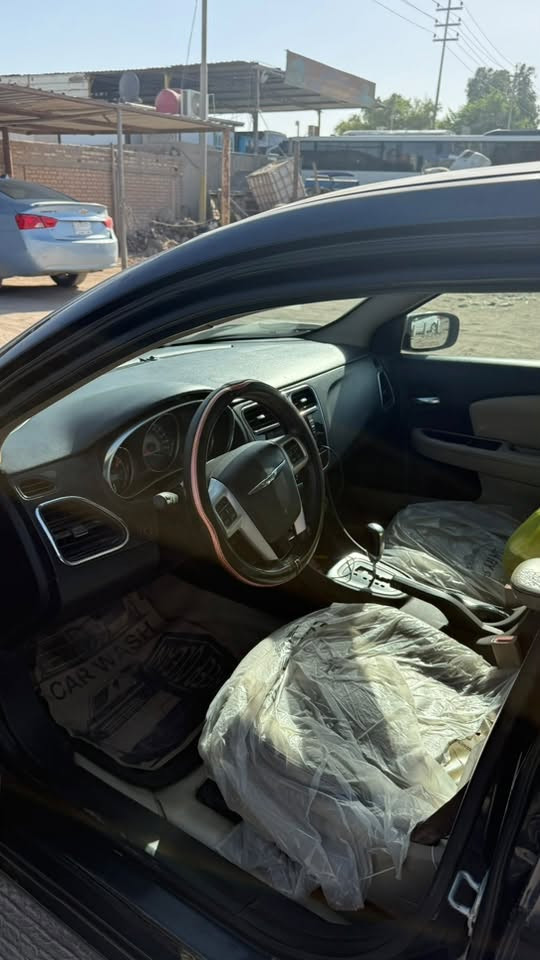السلام عليكم..
للبيع c200 موديل 12 3600

گير ومكينة بحالة جيدة 
حدادية امامية جيدة جدا
حدادية خلفية تحتاج فحص وتغيير المنتهي
مواصفاتها 
تشغيل عن بعد 
تدفئة الكشنات 
مثبت سرعة 
وبقية الامور المعروفة 
رقم بصرة 
سنوية منتهية 
مكانها نجف السعر المطلوب 7000(70 ورقة$)

لتفاصيل اكثر
واتساب ***********
اللي متفيدة يترك تعليق حلو..

