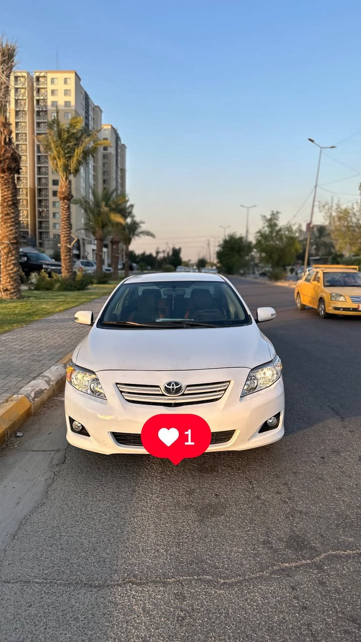 كورلا ٢٠١٠ خليجي xli فول مواصفات عدا الفتحة
دبل سويج
شاشة لمس
كامرة
حساسات
كلش جديدة السيارة ماشية ٢٠٠ الف حقيقي فقط
دواخل بالجيس
صدر منظومة جديدة تبريد ثلج
كير مسويلة سرفس قبل كم يوم 
السيارة جاهزة من كلشي كلش نظيفة مال بيت
بيها فقط جنطة كلير وسونارها موجود
مكاني بغداد حي الجهاد 
***********
اتصال فقط او خاص
