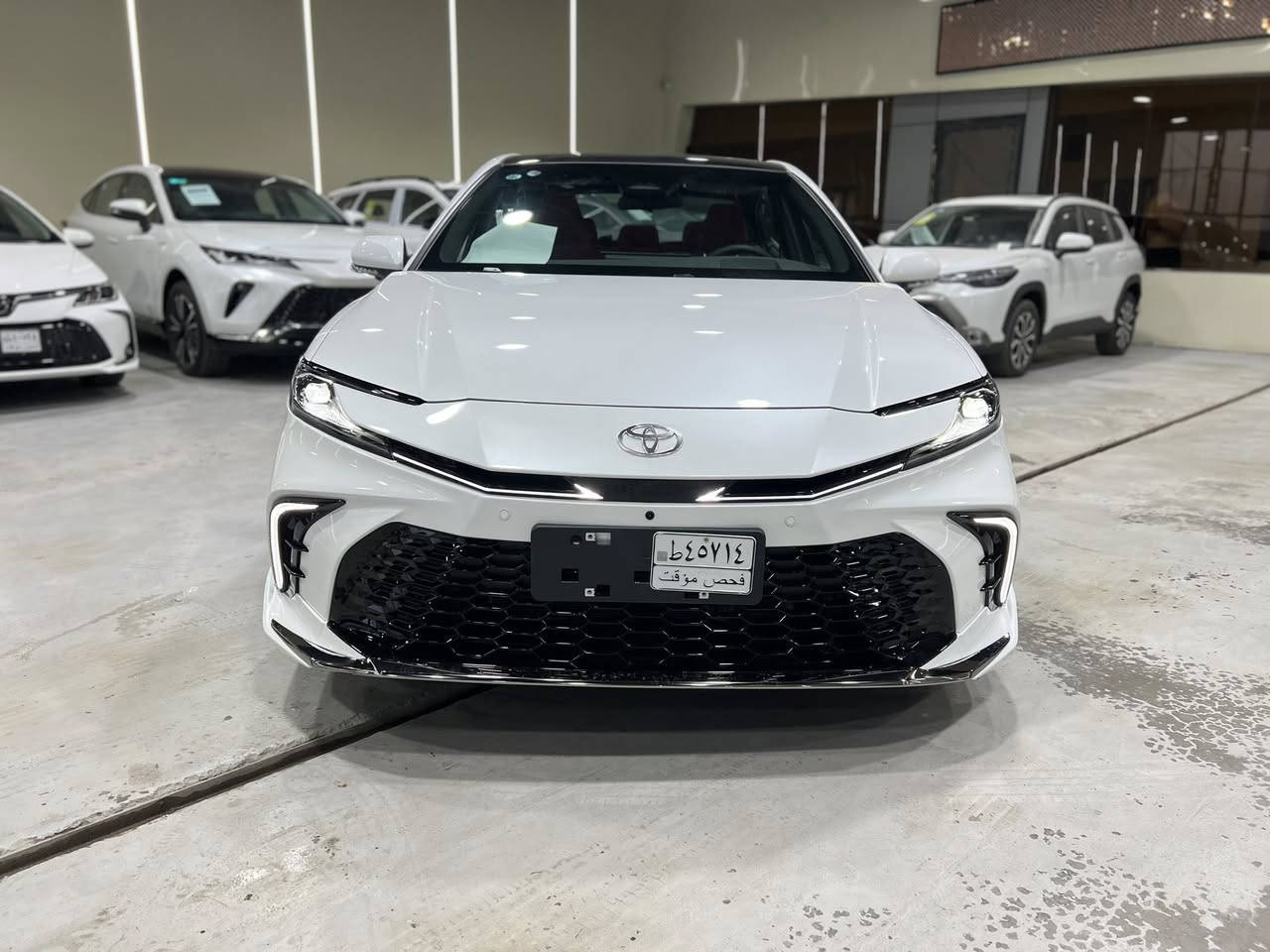 ✔️TOYOTA CAMRY XSE FULL 2.0 360 HYBRIDE 2025⚡️⚡️
تويوتا كامري 2000 سيسي فول مواصفات هايبرد 2025 
السعر :42مليون مرقم بغداد وسنويه 🔥
ياباني تجميع الصين 
البيع نقدا فقط لايوجد لدينا بيع بنظام الاقساط
المواصفات‼️
*حجم المحرك 4CYLINDER 2.0L ✅
*مرتبط بناقل حركة أوتوماتيك✅
*مفتاح التشغيل بصمة ✅
*بانوراما✅
*اريل نفكيتر ✅
*حساسات أمامية ✅
*حساسات خلفية ✅
*رادار✅
*لايت زينون + LED ✅
*كشافات ✅
*بك لايت LED ✅
*حجم الاطار 235/40R19✅
*ويل كب 19✅
*4 دسك✅
*حساسات ضغط الاطارات ✅
*اشارة في المرايا الجانبية ✅
*المرايا قابلة للطي كهرباء✅
*ماسحة خلفية ✅
*عدد AIR BAG 9✅ 
*هاند بريك كهرباء ✅
*ا ABS✅ 
*دشبول ديجتال ✅
*شاشة Apple Car play ✅
*5كاميرات 360 درجة✅ 
*مثبت السرعة Cruise ✅
*المودات والاوامر الصوتية✅ 
*ا Bluetooth ✅ 
*مخرج منفذ الطاقة ✅
*تتسع المقصورة ل 5 ركاب✅
*المقاعد جلد+كهرباء✅ 
*قطعتين تبريد✅  
*تحديد المسار✅
*أوضاع القيادة Drive Mode ✅
*أوتو هولد ✅
*نظام مانع الانزلاق ✅
*حاملات الأكواب ✅
*تطعيم الدواخل ألمنيوم ✅
شركة الفرس ألأبيض لتجارة السيارات 🚗
موقعنا بغداد مدينة معارض البياع -الشارع المميز-مقابل كراج البياع 📍
لاستفسار يرجى الاتصال على الرقم:
☎***********
