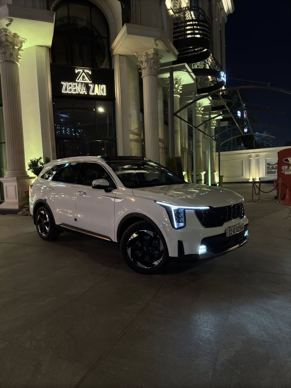 سلام عليكم سورنتو 2024 مال شركه الدولية ام الضمان
فول ماعده الدفع الرباعي وال5 كامرات 
مكفوله كفاله عامه من الصبغ والبارد والرصعه والطخه  
ماشيه 35 الف نظيفه جداً 
السعر 336 وبيها مجال 
المكان بغداد حي الجهاد 
***********
