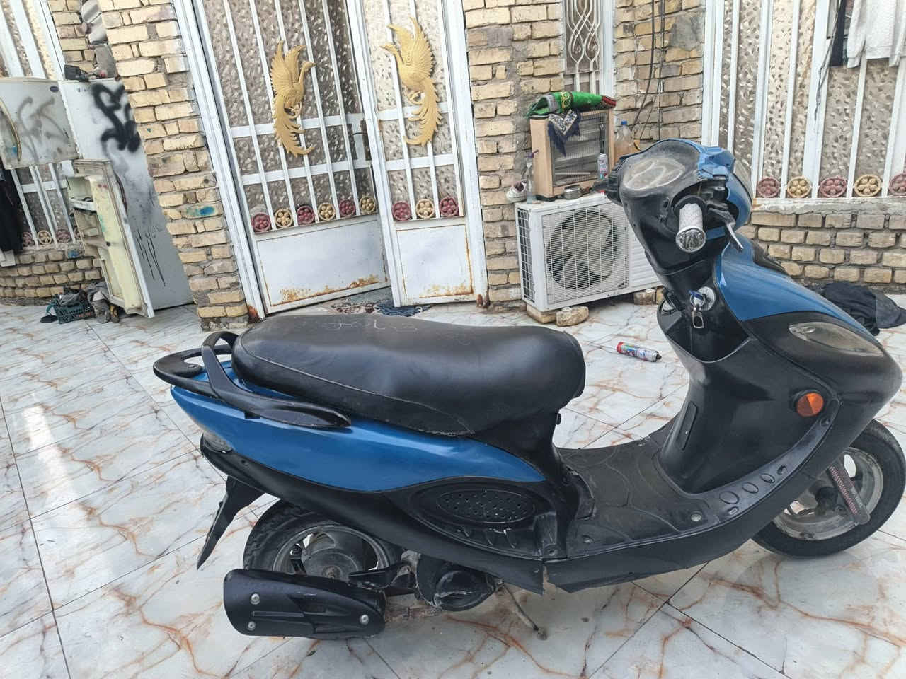 دراجه كامكو نضيفه جاهزه من كلشي ماناقصها شي كهربائيات كامله سلف شغاله ب350 وبيها مجال *********** مكاني ذي قار فضليه
