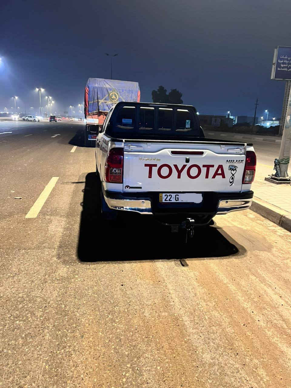 سلام عليكم تويوتا هايلوكس 2024
مكفوله ضربه صبغ تبديل بيهه بارد مكان واحد فقط
كير عادي ماشيه 50 الف 
السعر 240 مكان البصره
***********
