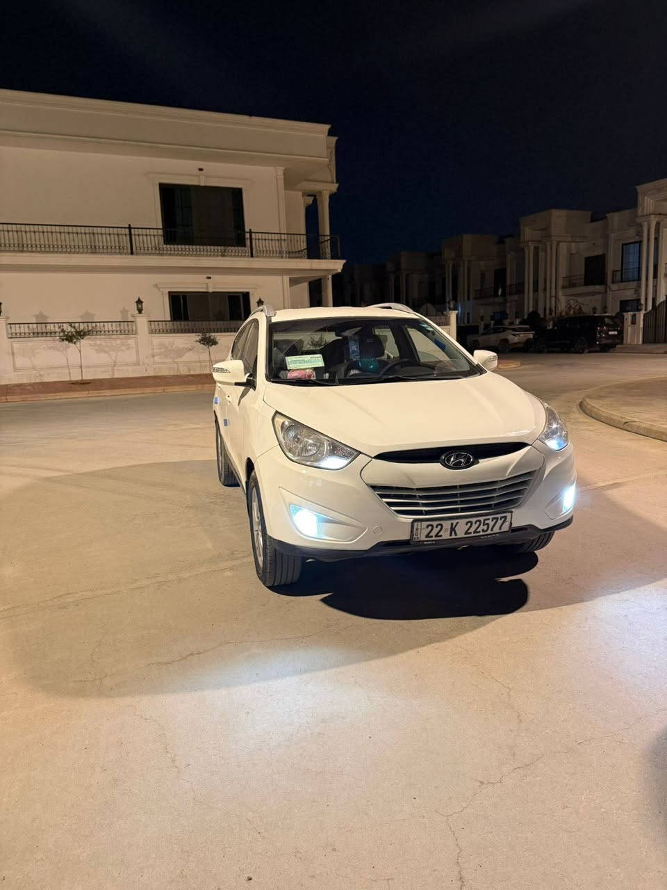 السلام عليكم
للبيع توسان خليجي بيها شوية صبغ بل قبق صندوق  ول باقي مكفولة رقم اربيل باسمي هزة ورقم جديد سنوية ٣١ كير مكينة صدر تبريد خير من الله السعر ١٢٥ بيها مجال بسيط موبايل *********** بغداد موديل ٢٠١٠
