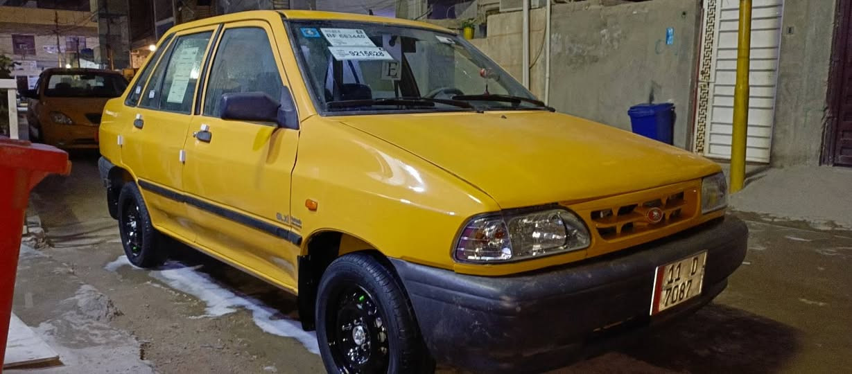 السلام عليكم سايبه موديل 2011 رقم انكليزي مصفره هيئه وغرامات سنويه لل 30هزه جديده سياره مكينه كير حداديه تخم تاير دوشمه عام سياره جاهزه من ايدك للشارع شواصي كفاله السعر 33وبيها مجال ***********
