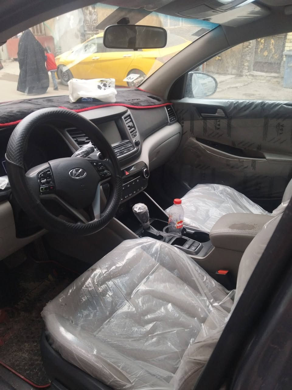 توسان موديل 18 سياره كفاله عامه فقط حالوب بالبنين سياره صدر تخنتاير اعداديه جديده سياره بدون حادث بدون ضرر السعر 150 ورقه ***********
