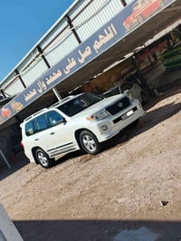 ٢٠١٢ • ماشيه ١٤٠ الف • ساز اصل