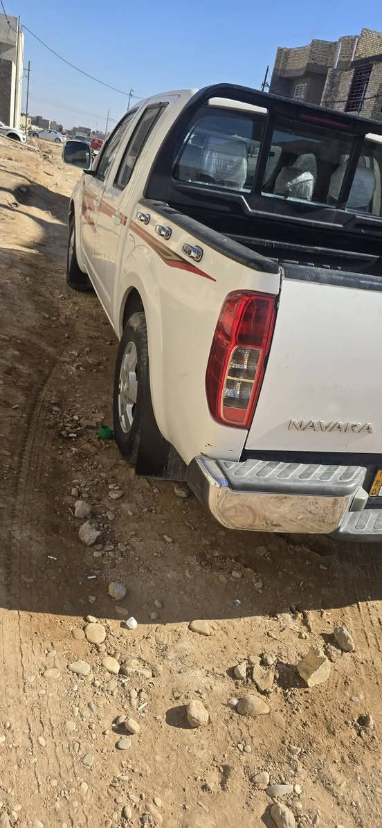 السلام عليكم نيفارة  2009 رقم واسط دولي تحويل مباشر محرك وكير وحداديه وتخم تاير كفاله وكفاله من الحادث  السيارة جاهزة مابيها نقص ربع متذب عليها السعر خاص مكان واسط الكوت الشراي يتصل ويدلل *********** بيه واتساب
