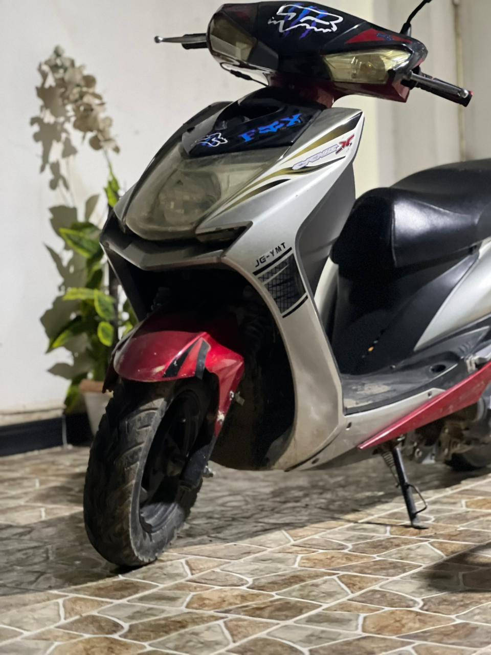 دراجه سكنس امتياز شكل صيني دراجه فول السعر ٣٥٠ وبيها مجال


**إذا كنت صاحب هذا الإعلان وتريد حذفه لأي سبب، رجاءا أرسل رسالة إلى الدعم الفني**