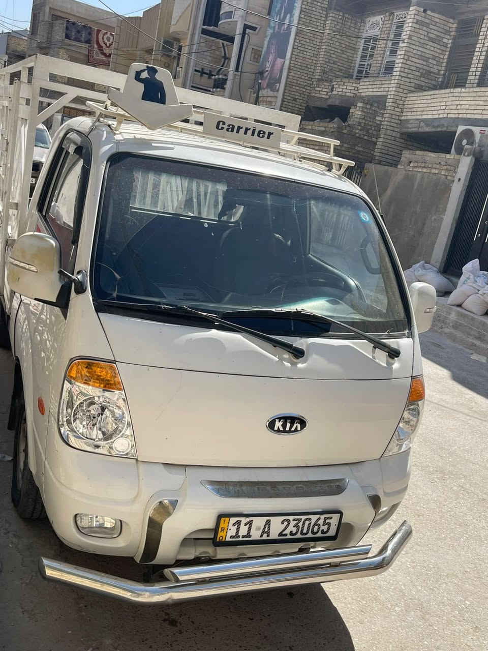 كيا موديل 2007 للبيع سياة نضيفة كلش اي نقص مابيهه سنوية ل2030 باسمي شرط مداور محركهه 3000 السعر 95 بدون المحجر مكان لسيارة البلديات هـ***********
