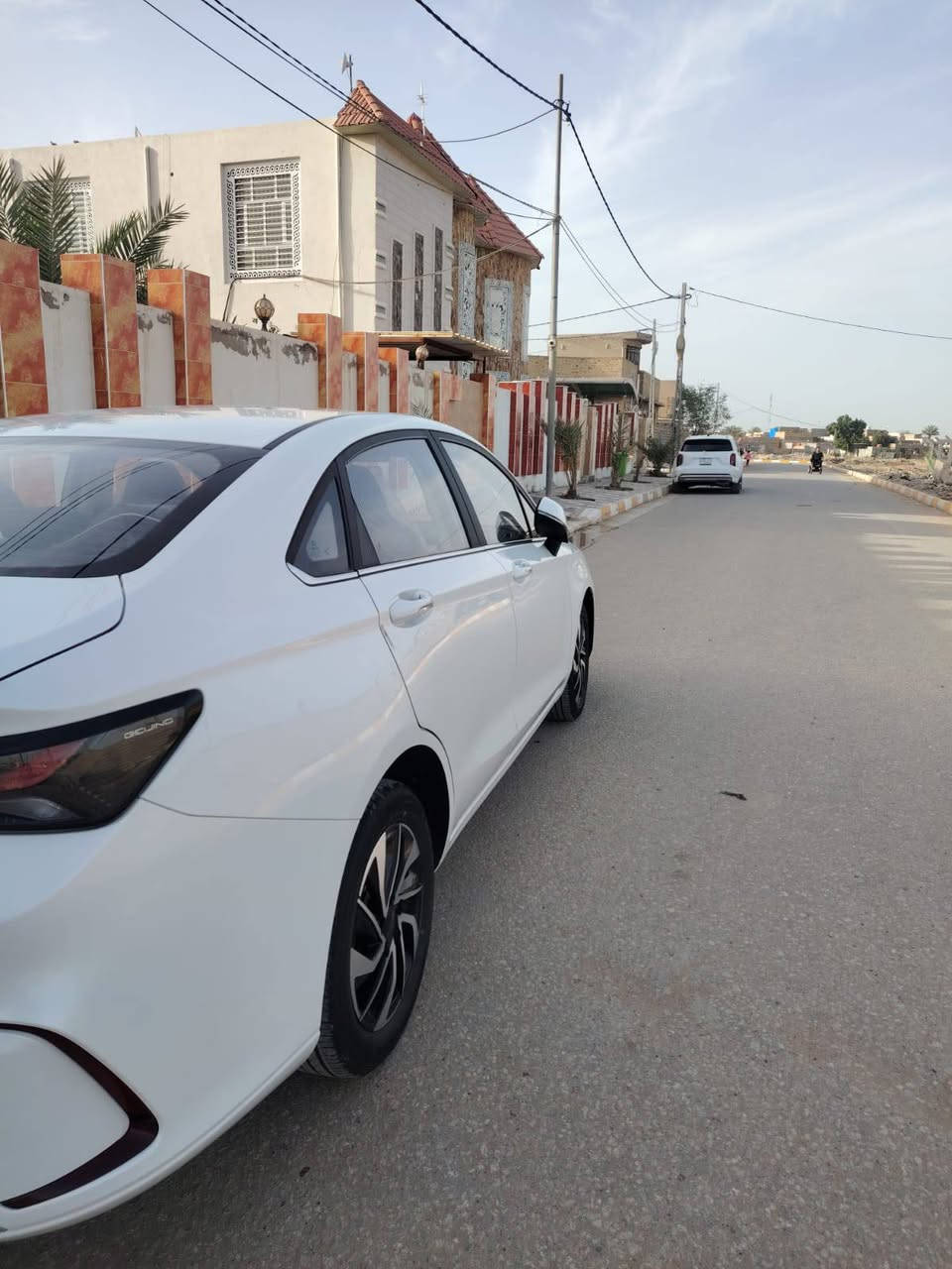 BAIC U5 2026موديل
لون أبيض لؤلؤي ✨

جديده زيرو بالكامل، حرة وما مرقمة

وين ما تريد تسوي رقمها بكيفك 😎

السيارة مداورة ثاني يوم فقط يعني بعدهــا بحالة الوكالة 🔥

المواصفات 👇

تحديد مسار جوانب +سايد بريك كهربائي 

• شاشة كبيرة وكامرة خلفية 🎥

• بصمة تشغيل ودخول 🚘

• سنسرات أمامية وخلفية

• تبريد قوي جدًا ❄️

• تحكم بالدركسون + بلوتوث

• إضاءات LED وجنوط رياضية

• اقتصادية بالبنزين وثبات ممتاز ⛽

سيارة مرتبة جدًا والفاحص يقرر 👌

للمهتم رقمي ***********

متواجد ب اي وقت مكاني ديوانيه

السعررر / 100 قفل
