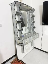 ميز جوكر • خشب ثقيل • مستخدمة شهر