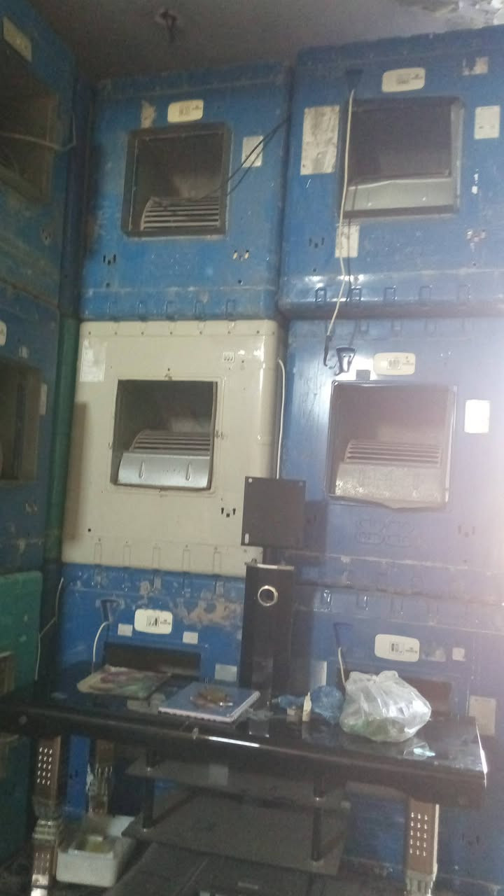 ابو غريب الزيدان ***********
