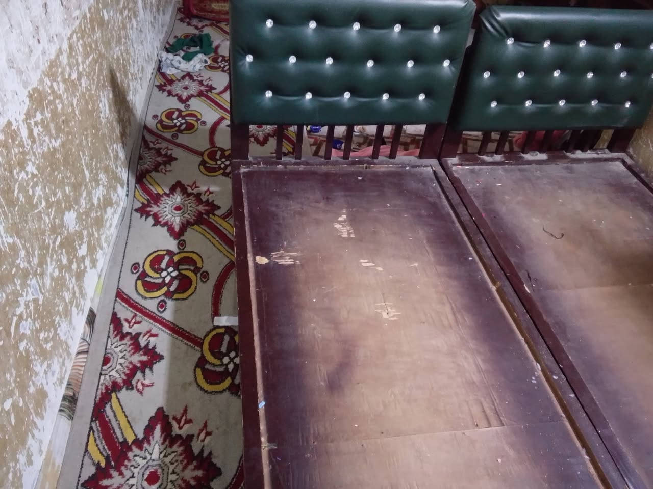 السلام عليكم
جربايه ام نفر للبيع العدد 2 يعني تطبكهن ايصيرن ام نفرين تسكام عراقي ثقيل سعر الوحده 70 ألف مكاني كربلاء حي المهندسين بين حي العامل و حي العسكري هاتف *********** الاثير ***********
