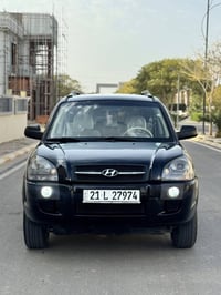 تكسون ٢٠٠٩ • ٤ سلندر ٢٠٠٠ • اوتوماتيك