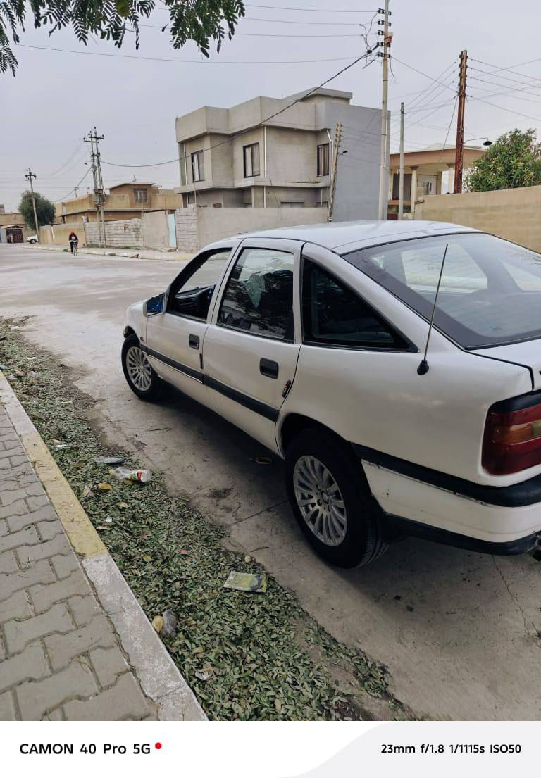 السلام عليكم للبيع سيارات اوبل فيكترا رقم كركوك أ موديل 1991 سنويه عاج شرط الغرامات والتحويل محرك كير خير من لله السياره صبغ عام جاملغ الخلفي مبدل تخم تايرات باتري جديد صدر أمامي وخلفي خير من الله السعر 24وبيها مجال السياره للجناي حييل حلوه مكان السياره كركوك ***********
