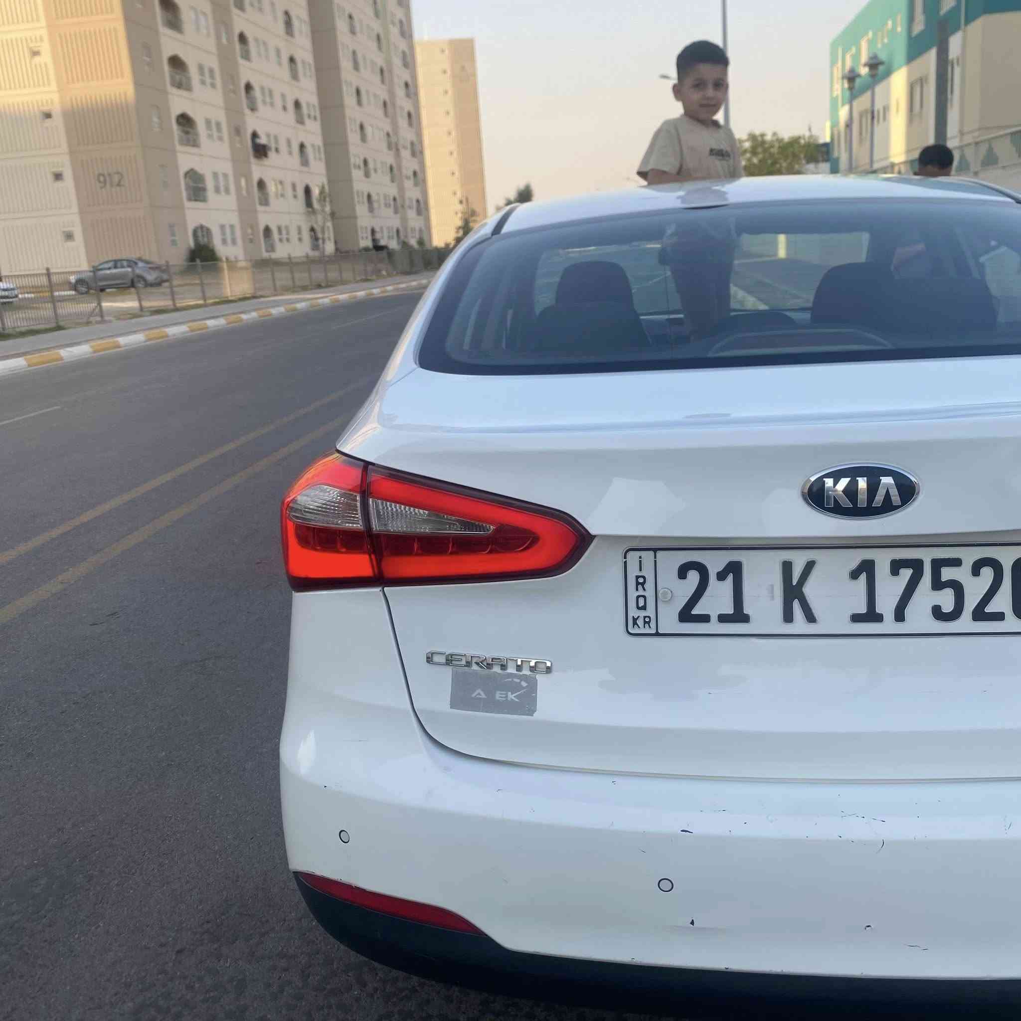 كيا سيراتو 14 فول عدا البصمة

مكفولة بدون صبغ بيها بارد بسيط جدا 
***********
