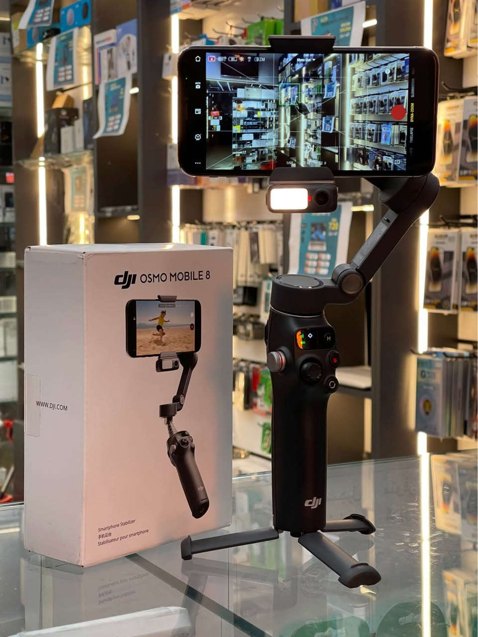 DJI Osmo Mobile 8

باشترین راگری مۆبایل لە جۆری براندی بەناوبانگی DJI 
زۆر ناوازەیە و کەم بە کار هاتووە 
چەندین مواسەفاتی زۆر باشی هەیە کە ئەتوانی 
لە کاتی وێنە و ڤیدیۆ سودی لێ بەبینی 

نرخی زۆر گونجاوە 

ژمارەت مۆبایل 
0750 7722114
0750 4237688
0750 3915516 أربيل, العراق
