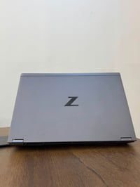 32GB رام • Quadro RTX 4000 • Xeon W-10885M