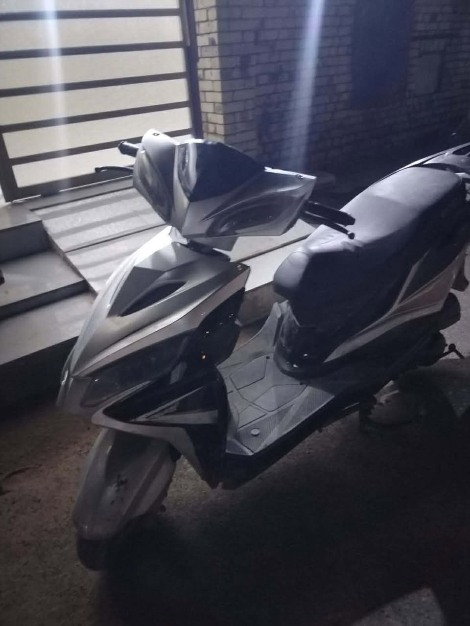 أغراض للبيع مكتوب سعر وسعدكم للبيع دزو خاص


**إذا كنت صاحب هذا الإعلان وتريد حذفه لأي سبب، رجاءا أرسل رسالة إلى الدعم الفني**