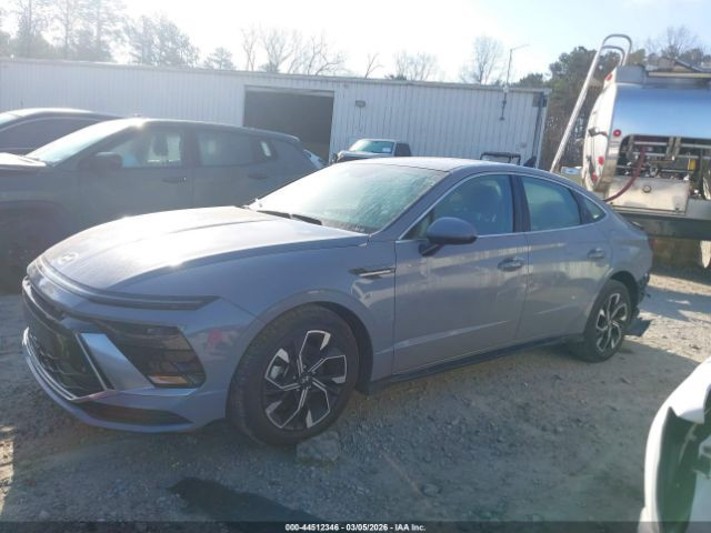 #سعر_البيع_المباشر_88_ورقة
2024 HYUNDAI SONATA SE
اريخ المزاد: 3/31
المسافة المقطوعة 45137 mi
#نشحن الى دبي و عمان و البصرة و كردستان و تركيا
بالامكان ادخالها
 #بكتاب_ذوي_الشهداء_باعفاء_كمركي_مع_اعفاء_الرقم 
#العقبة
#ام_قصر
#الشمال
⬅️نتكفل بالسيارة لحين وصولها 
⬅️اي استفسار مراجعة المكتب 
⬅️ عملنا شراء السيارات من المزادات الامريكية والكندية
#لدينا_تقرير_Carfax_مجاني_فحص السيارة قبل دخولها المزاد 
⬅️لدينا ورشة تصليح في دبي 
⬅️لدينا معقب لتخليص السيارات (حرة  او ذوي الشهداء ) و ايصالها الى الزبائن
📍العنوان النمرود #قرية_السيد_حمد 
⬅️اوقات الدوام من 4:30 عصراً وحتى ال11 ليلاً كافة ايام الاسبوع 
ما عدا السبت والاحد عطلة المزاد 
☎️ للاستفسار الاتصال على الرقم
عمر سعد
*********** :📞
*********** : 📞

