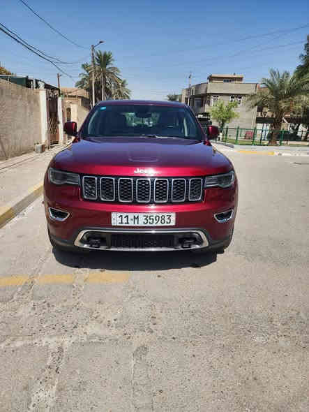 السلام عليكم جيب خليجي موديل ١٨ ماشيه ١٠٢ كليو ثلاث شاشات تخم تاير بطارية جديده مع بطارية صغيره قبل شهر وموجود الوصل صيانة كامله مع تبديل زيت السيارة مايحتاج له اي شي بيه حادث بسيط دعجه باب البيت وماشر عليه فحص وهزه جديده السعر مناسب جدا رقم تليفون واتساب *********** مراوس مارسدس موديل ١٢ او ١٣ حجم ٣٥٠ باب طويل هم ترهم
