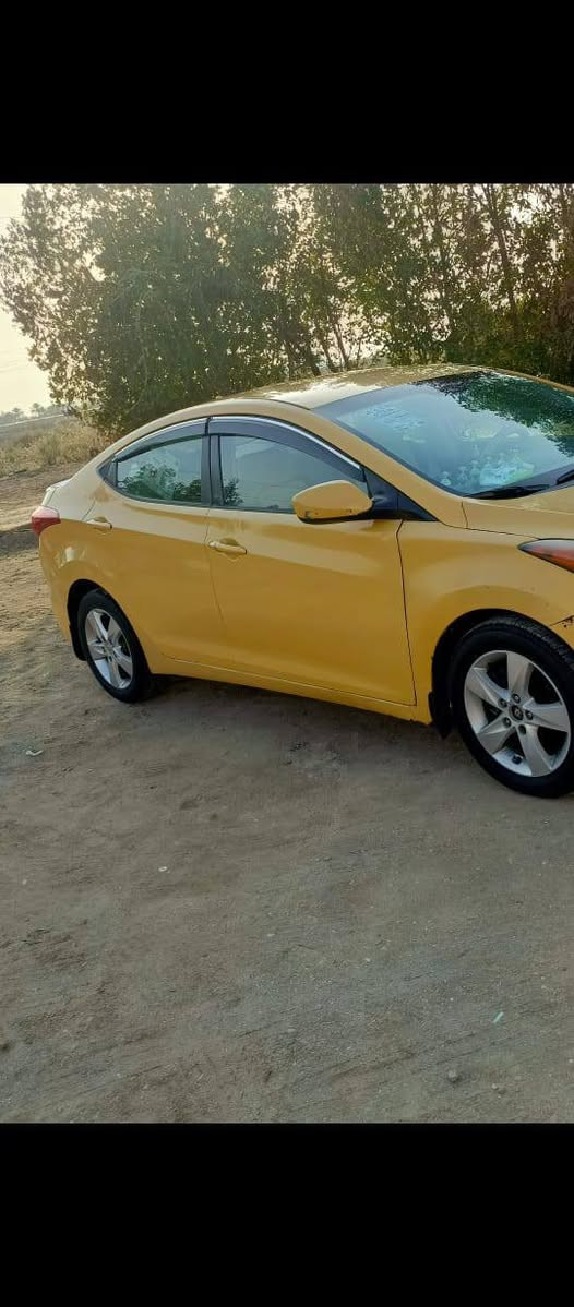 السلام عليكم سياره النترا مضلع امريكي للبيع موديل12 حجم المكينه1800حادثه نص من الجاملغ وشويه من البنيد ماواصله دواخل اليمين والباقي مكفول سياره جاهزه ماناقصه برغي مكينه كير جدد صدر جديد التبريد شغال ثلج متعهد بغرامات تاخذ مصفر سياره بسمي سنويه رقم بابل السعر 85وبيه مجال لشراي المكان حله نيل الرقم ***********
