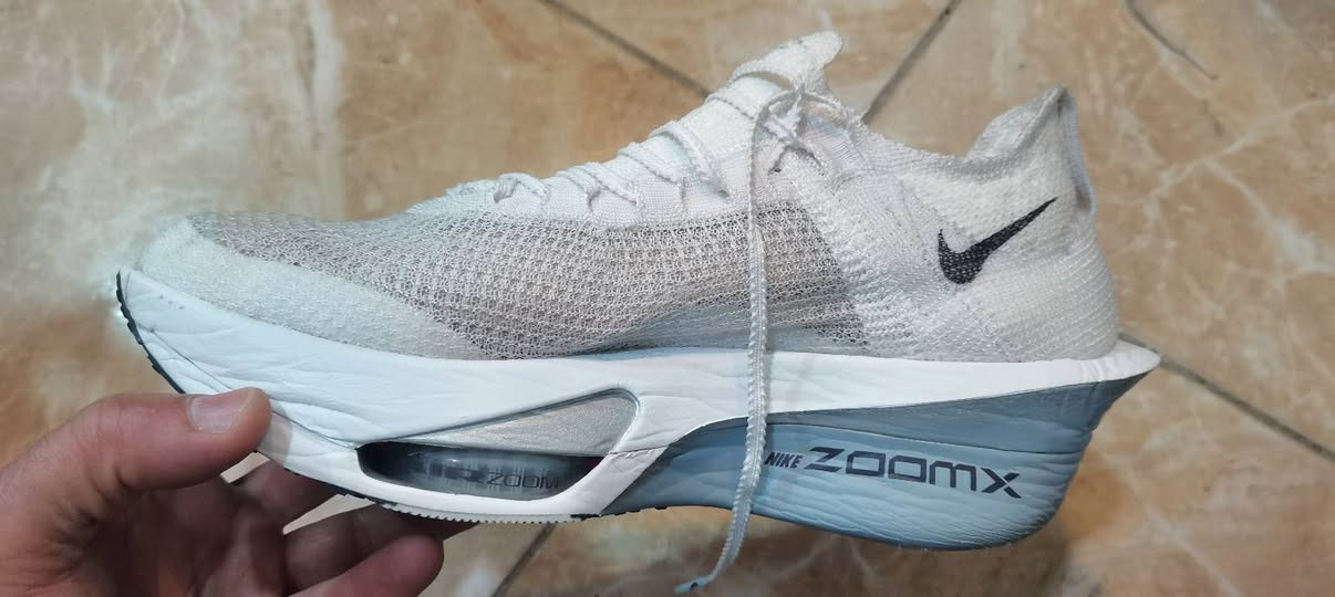 Nike
ROAD RACING AF
بالە اروبیە ارجنال نضيف
قياس 44.5
طول قدم 28.5 سم
توصیل مجاني


**إذا كنت صاحب هذا الإعلان وتريد حذفه لأي سبب، رجاءا أرسل رسالة إلى الدعم الفني**