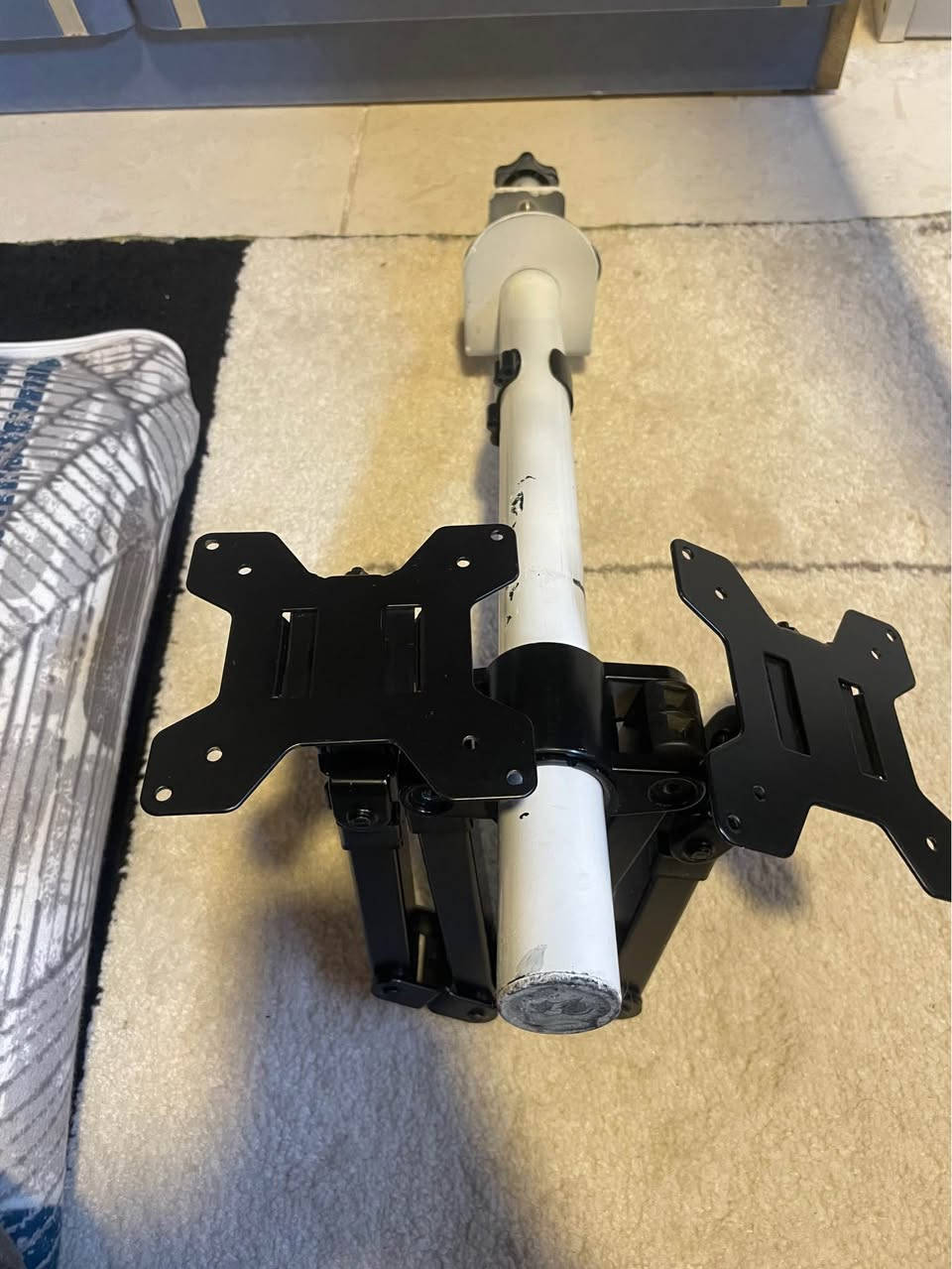 ستاند شاشة ثنائي يتحمل لحد حجم ٣٢ انج
الاستاند كلش نظيف ويه كامل ملحاقته
السعر ٥٠ الف فقط البيع داخل اربيل أربيل, العراق


**إذا كنت صاحب هذا الإعلان وتريد حذفه لأي سبب، رجاءا أرسل رسالة إلى الدعم الفني**