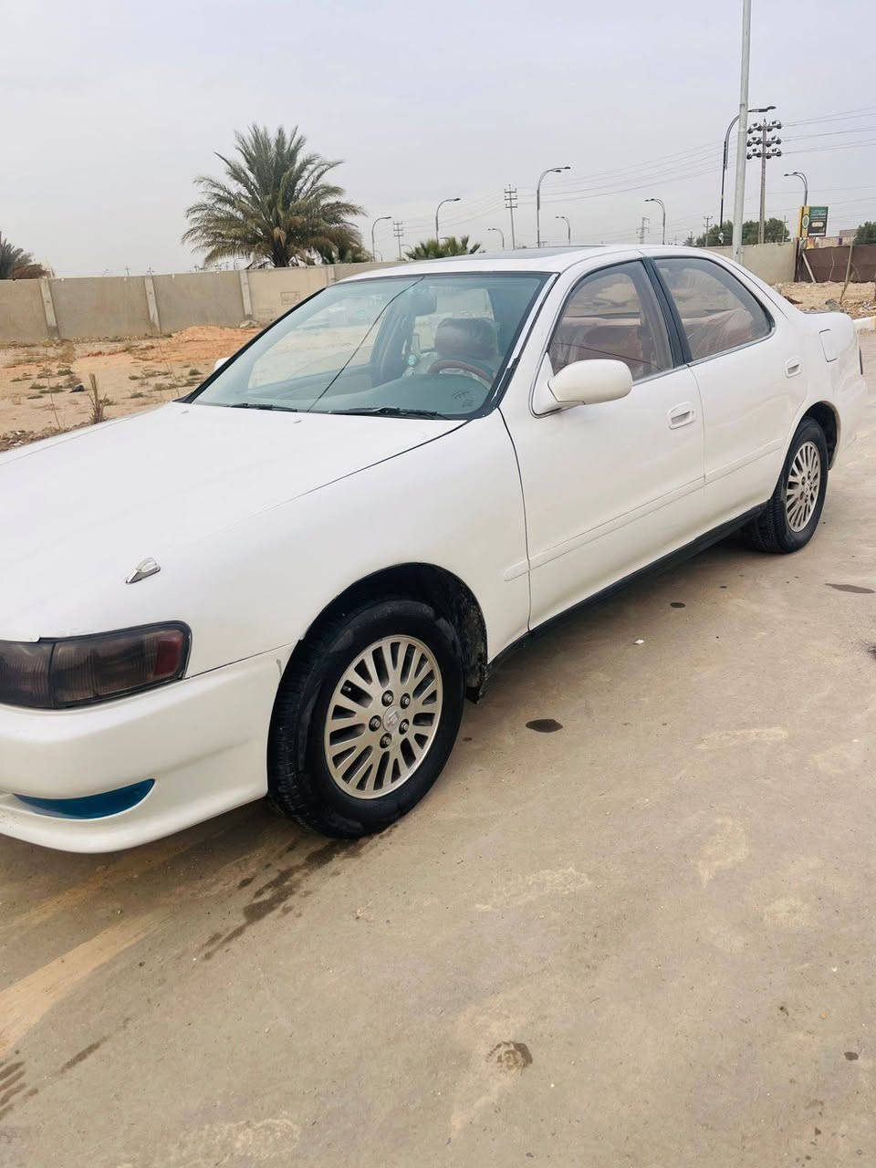 السلام عليكم
كرستا موديل 1993

مصبوغة جمالية بيها فقط الجاملغ الامامي بجهة السايق بارد 

كير ومكينة وحدادية وتخم تاير جديد 

مكينة 2500 فيفتي لاتنقيص ولاتبخير 

ب64 وبيها مجال والي يجي بي خير ويدلل

لتتواصل *********** 
مكان الحلة
