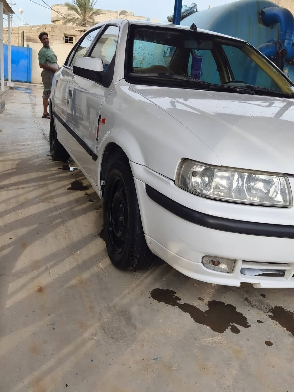 السلام عليكم سمند ناطق2012 للبيع فقط
مكينة وكير جديد شرط الفحص تبريد ثلج حدادية جديدة كلش كهربائيات كلها شغالة السيارة مصبوغة عام اثر جراد  لا دعمة ولا طخة بيها معمر دواير ودوس بجم امامي خلفي الشكل الجديد رقم بصرة السيارة بسمي سنوية 2028 السعر 45 وبي مجال كلش بسيط مكاني البصرة ابو الخصيب *********** بي وتساب
