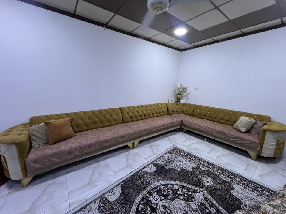 تواصل رقم ***********
