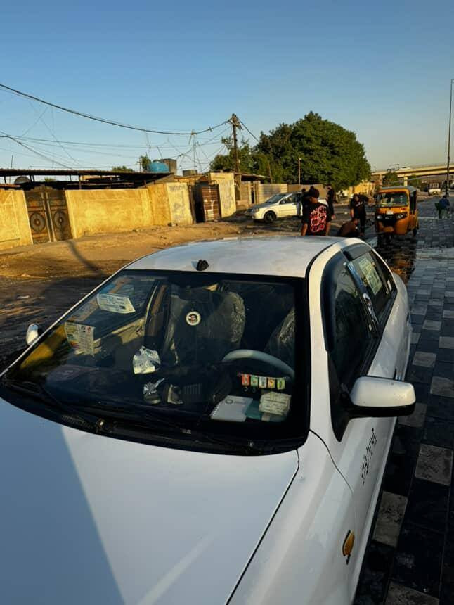 اسلام عليكم مرخصه الاادمن سمند موديل 2012رقم بغداد بسمي بيه طخات جاملغ الخلفي يمنه وامامي يمنه صدر جديد تبريد شغال السعر 40وبيه مجال بصيط العنوان بغداد الامين الثانيه سنويه لل٢٧ الهاتف ***********مامتواجد ع الفيس
