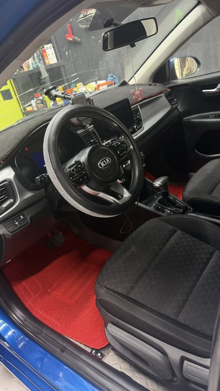 كيا ريو 2021 سياره كلش جديده  شاشه كار بلي سياره s مكينه 1600 دوش دبل نوزل معوقين وكاله عامه باسم المشتري ضرر فقط بنيد سعر 120 بيه مجال قليل او مراوس حسب القناعه تواصل تصل ما متواجد على نت ***********
