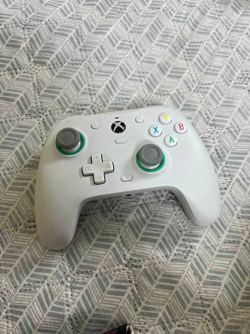 السلام عليكم
Xbox series s 512 G
اصدار 22 نظيف جدا لك استيكر يعني ما مفتوح وما بي اي مشاكل واستخدامه قليل جدا 
وياه جوستكات 2 اصليات ما بيهن اي مشاكل وبيهن لاتري شحن 
وجوستك واحد كيم سير اصلي واير 
وقاعده ومروحه تبريد اصليه وتشحن الجوستكات 
وياه هارد 1 تيرا اصلي 
وياه يوبي اس هم جديد وخوش نوعية 
وياه دركسون شغال وما بيه اي مشاكل وياه كير وكامل 
اخوان الجهاز جدا نظيف ومرتب وما بيه مشاكل 
وابيع كامل جميع الملحقات 
وسعره 600 وبيه مجال بسيط 
وبيه اشتراك كيم باس شهرين 
***********
