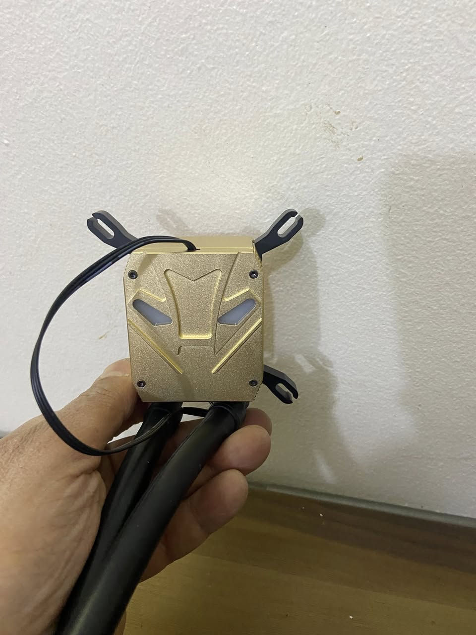 مبرد بهذا الشكل بسعر ٢٥ الف


**إذا كنت صاحب هذا الإعلان وتريد حذفه لأي سبب، رجاءا أرسل رسالة إلى الدعم الفني**